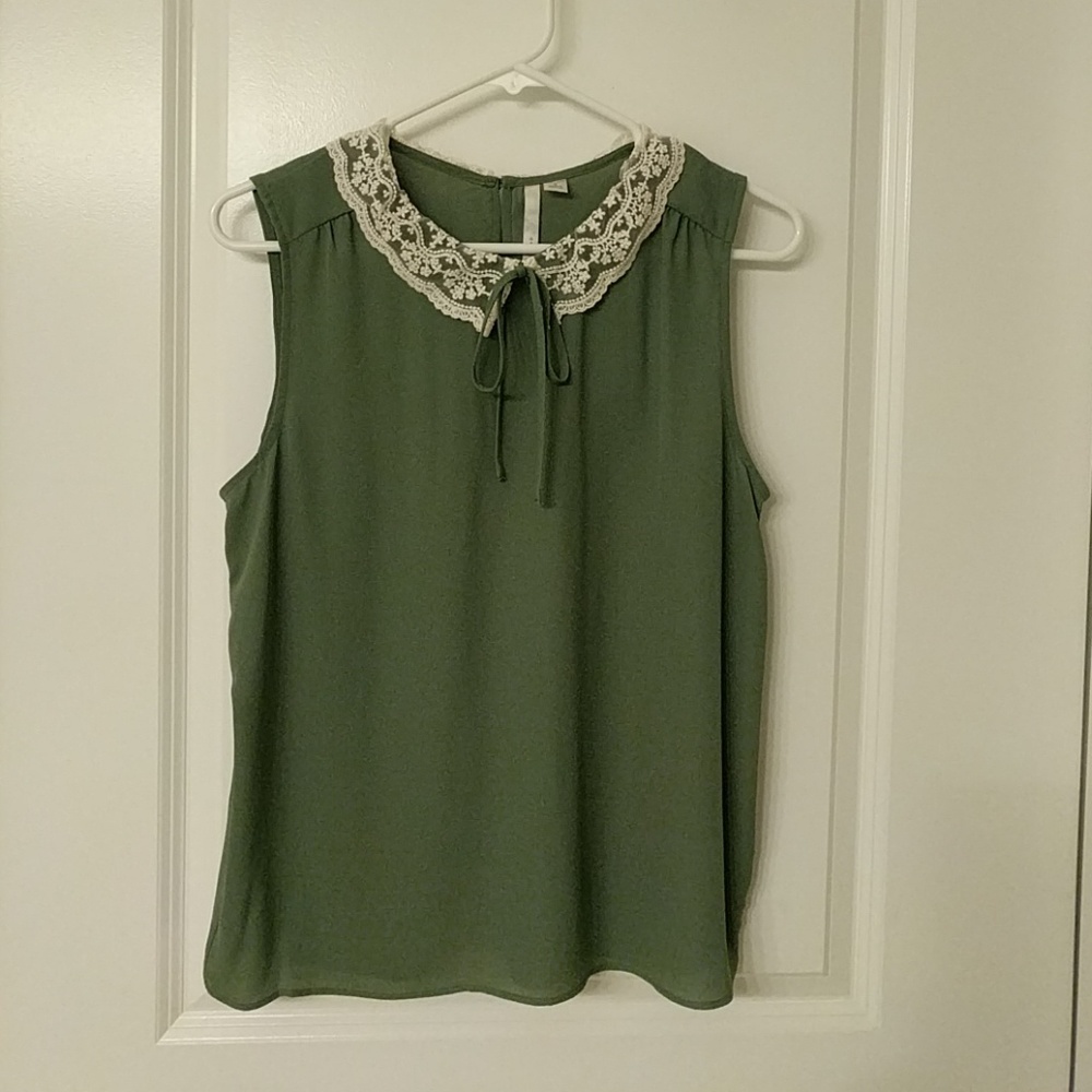 Size S Lauren Conrad Shirt